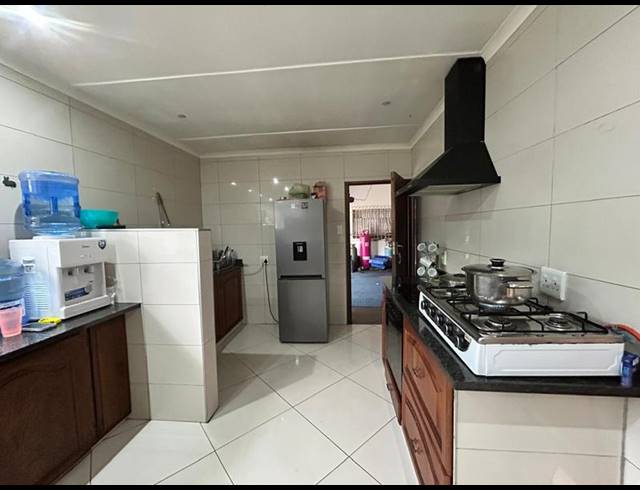 3 BEDROOM HOUSE FOR SALE IN STRUBENVALE